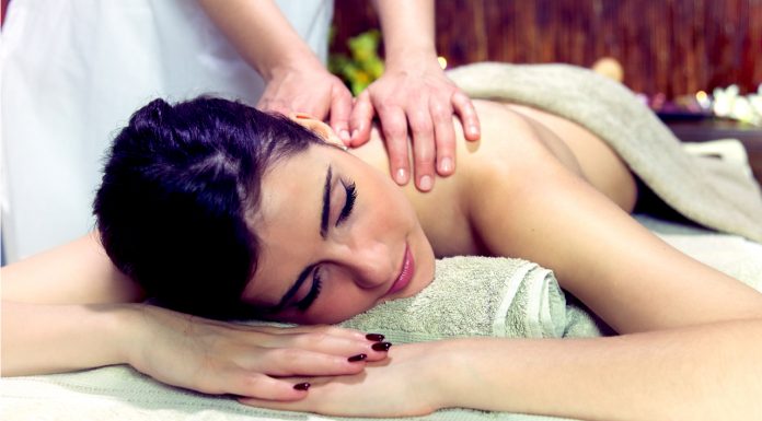 6 Reasons To Gift Yourself A Therapeutic Massage This Women's Day